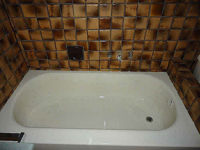 your standard 1970's style bathtub brought into the new millenium