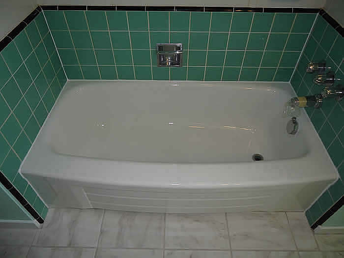 Yet another standard bathtub refinished with Surebond