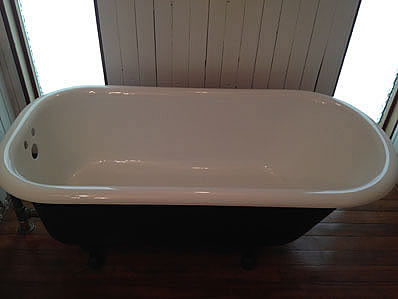 Another image of the same antique cast iron bathtub just refinished