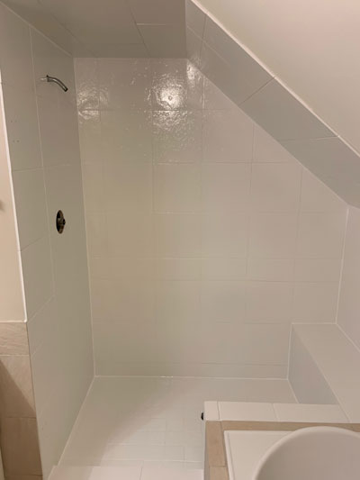 Tub looks like brand new